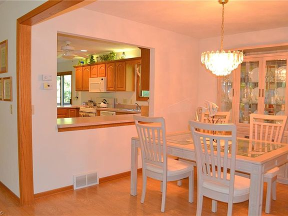 5th image of 514 Dogwood Ln