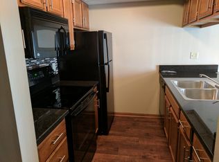 6101 NW 2nd Cir APT 19, Lincoln, NE 68521
