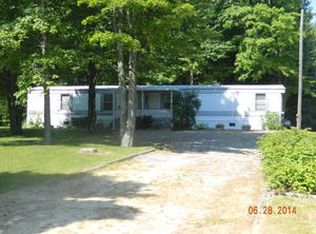 1065 N Lakeshore Rd, Port Sanilac, MI 48469