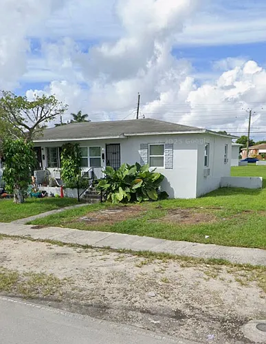 9380 NW 14th Ave #24 Photo 1