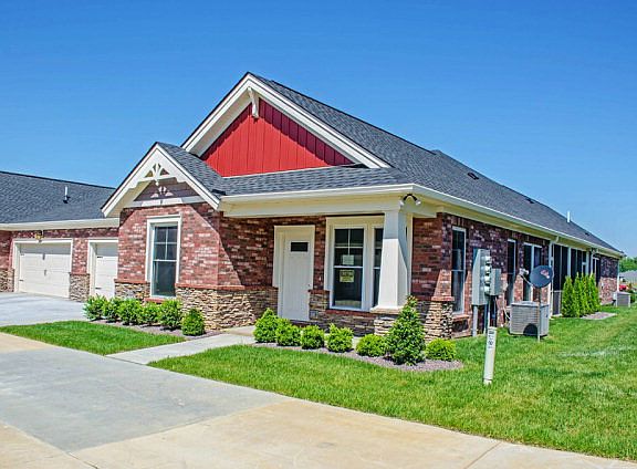 2nd image of 4474B Springhill Dr