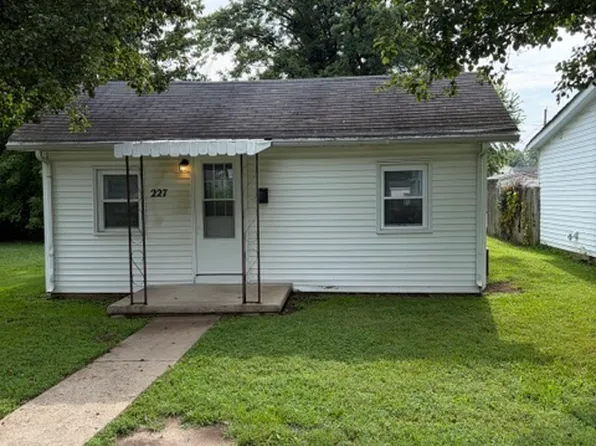 227 N Ross St, Columbus, IN 47201