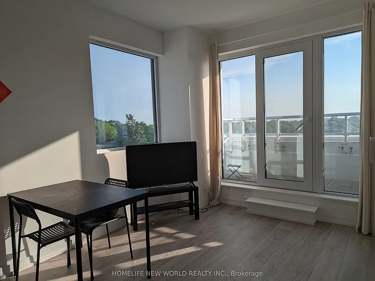 2020 Bathurst St #610 — Photo 5