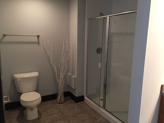 5th image of 186 S Front St APT 209