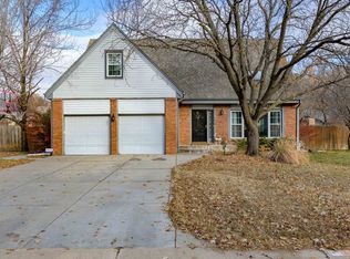 1418 E Brendonwood Rd, Derby, KS 67037