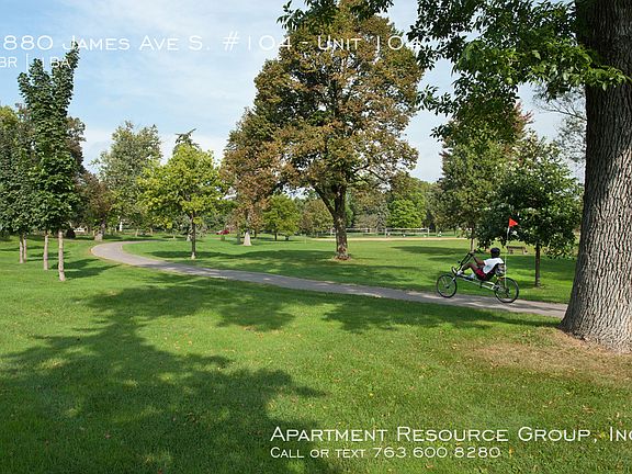 4th image of 2880 James Ave S Unit 104