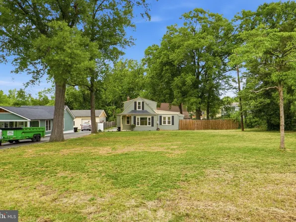 5906 Berwyn Rd, College Park, MD 20740