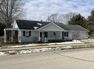 107 Water St, Slinger, WI 53086