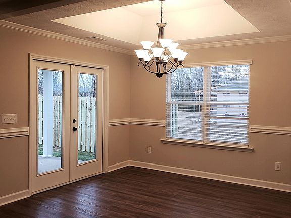 5th image of 623 Jensen Ln
