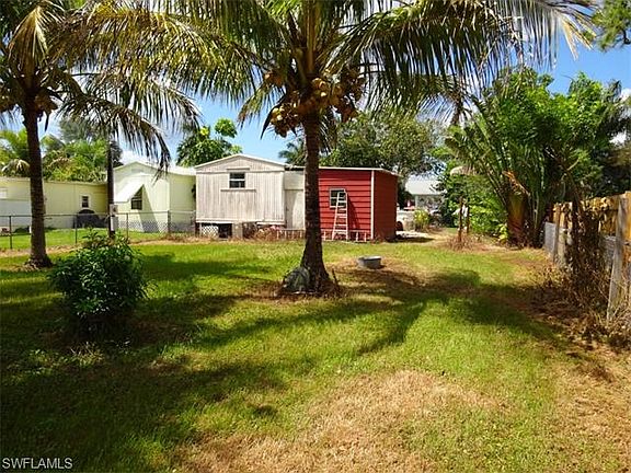 3rd image of 5479 Meadowlark Ln