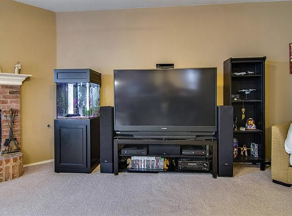 5th image of 2204 Greensborough Ln