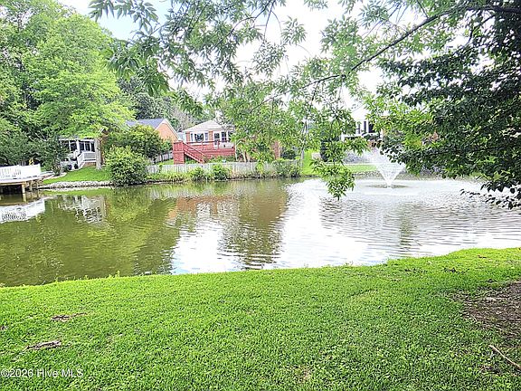 5th image of 207 Lakemere Drive