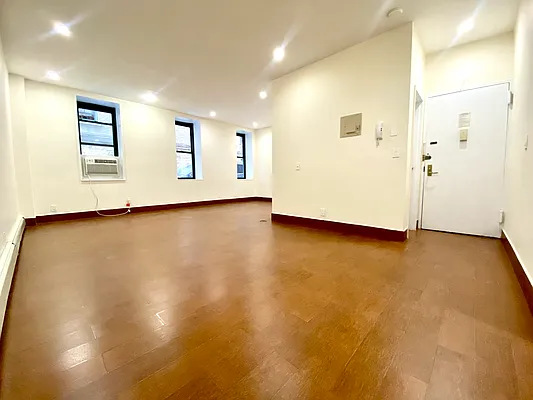 Rented by City & Suburban | media 5