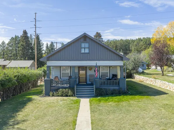 133 N 3rd St, Custer, SD 57730