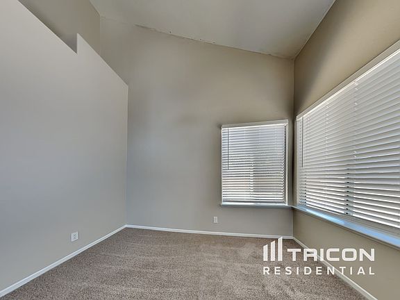 4th image of 27871 Grand Ave