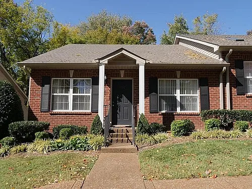 1107 Cashmere Dr Photo 1