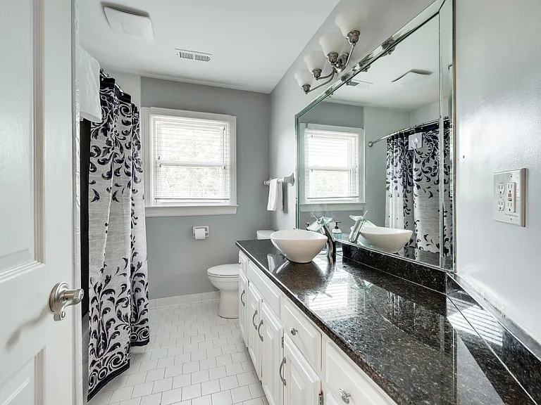 4625 Mountain View Dr — Photo 33