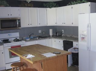 1252 106th Ave, Plainwell, MI 49080