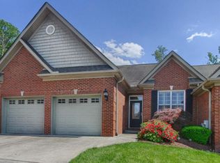 160 Waterford Cir, Lenoir City, TN 37772