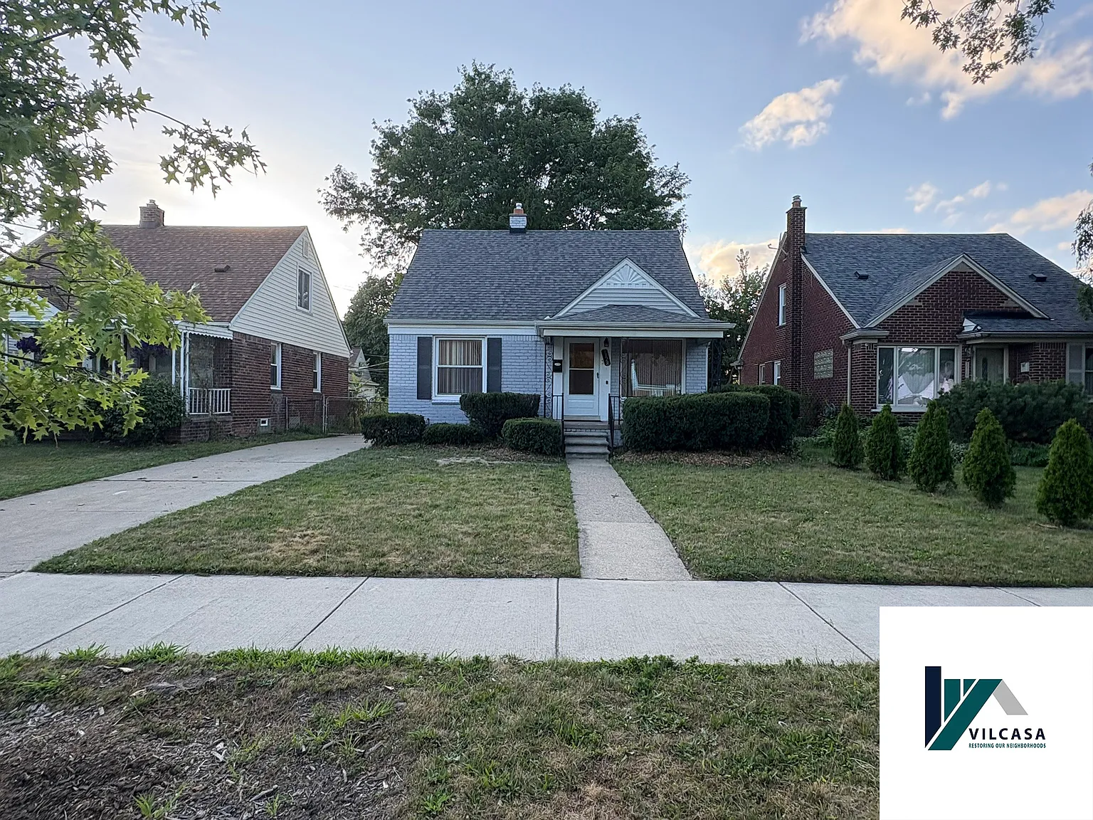 3328 Hollywood St — Photo 1