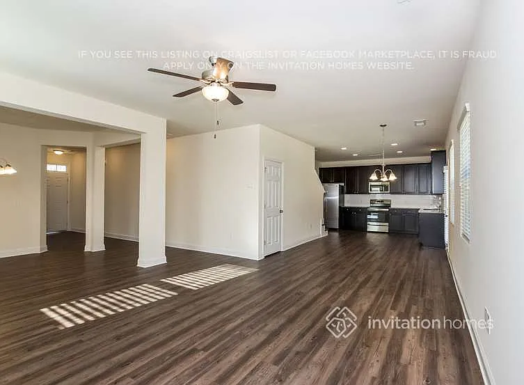 9823 Maywine Cir — Photo 7
