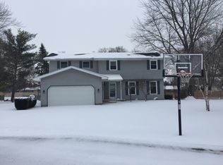 58312 Oakwood Ct, Elkhart, IN 46516