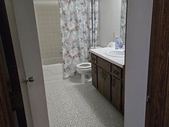 3rd image of 8311 Brunswick Ave N