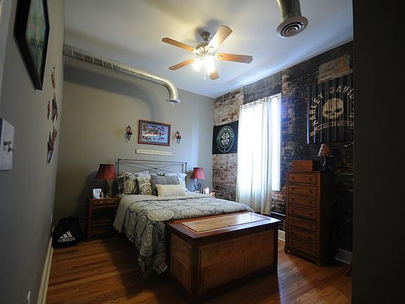 4th image of 728 Shawnee St #A