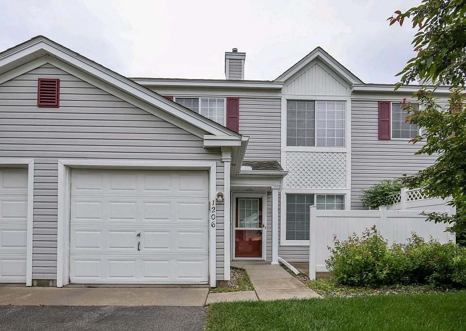 1st image of 1929 Southcross Dr #1206