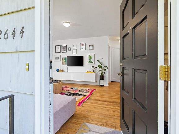 4th image of 2644 N Baldwin St