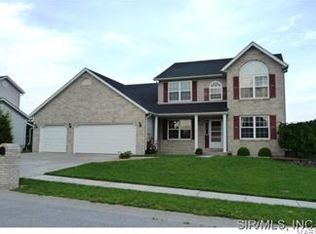 425 Wiegerstown Dr, O'Fallon, IL 62269