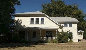 1st image of 1402 E Pine Ave