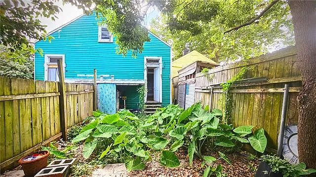 2009 Chartres St — Photo 11