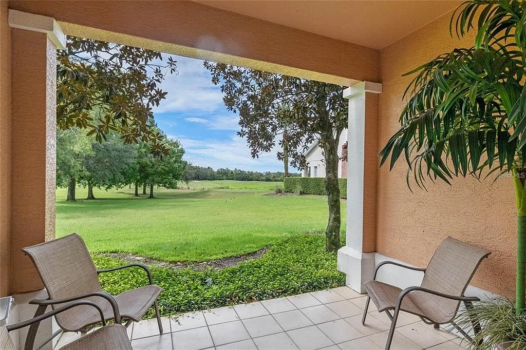 3 bed, 2.0 bath, 1344 sqft, $2,000 — Photo 4