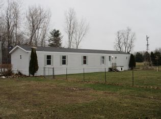 150 W Church Rd, Edmore, MI 48829