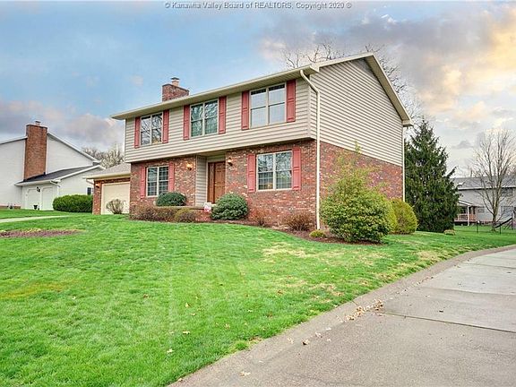2nd image of 31 Sherwood Cir