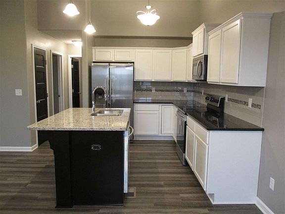 3rd image of 5339 N Rock Spring Ct