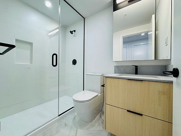 3rd image of 13738 Central Ave #1511