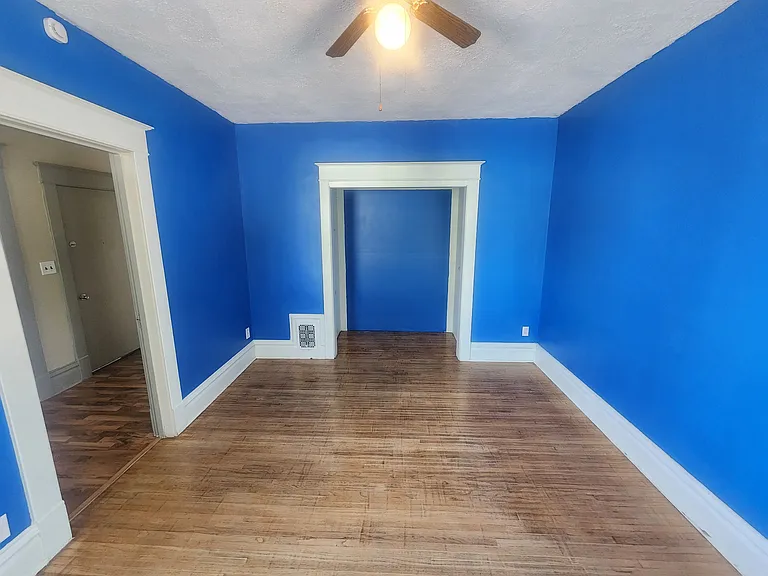 1719 Farnam St #2 — Photo 4