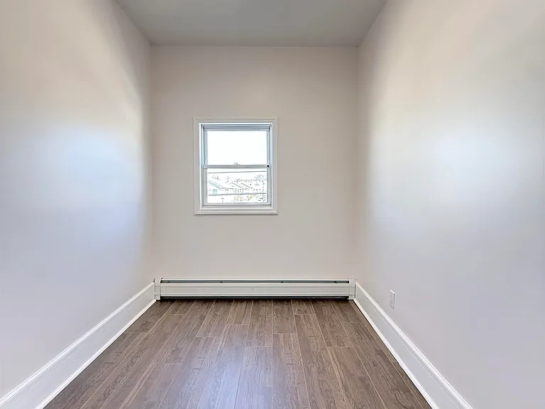 335 Lembeck Ave #2 — Photo 7