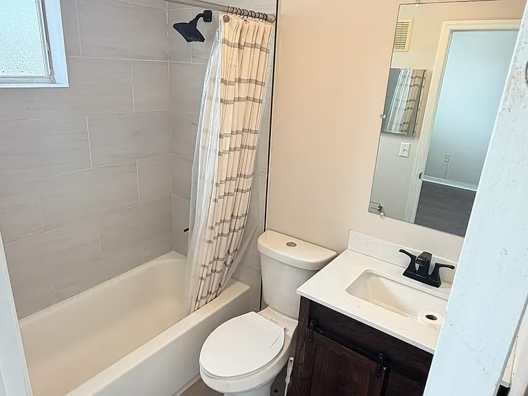 2202 SE 23rd Ter — Photo 34
