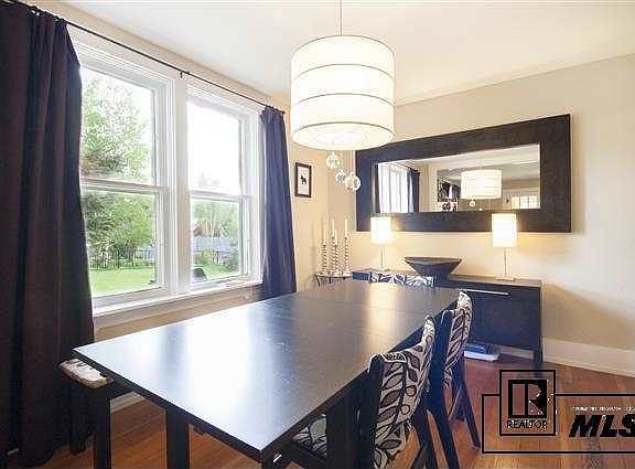 2nd image of 1127 The Blvd