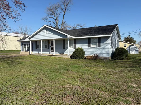 623 W Race St, Ridgway, IL 62979