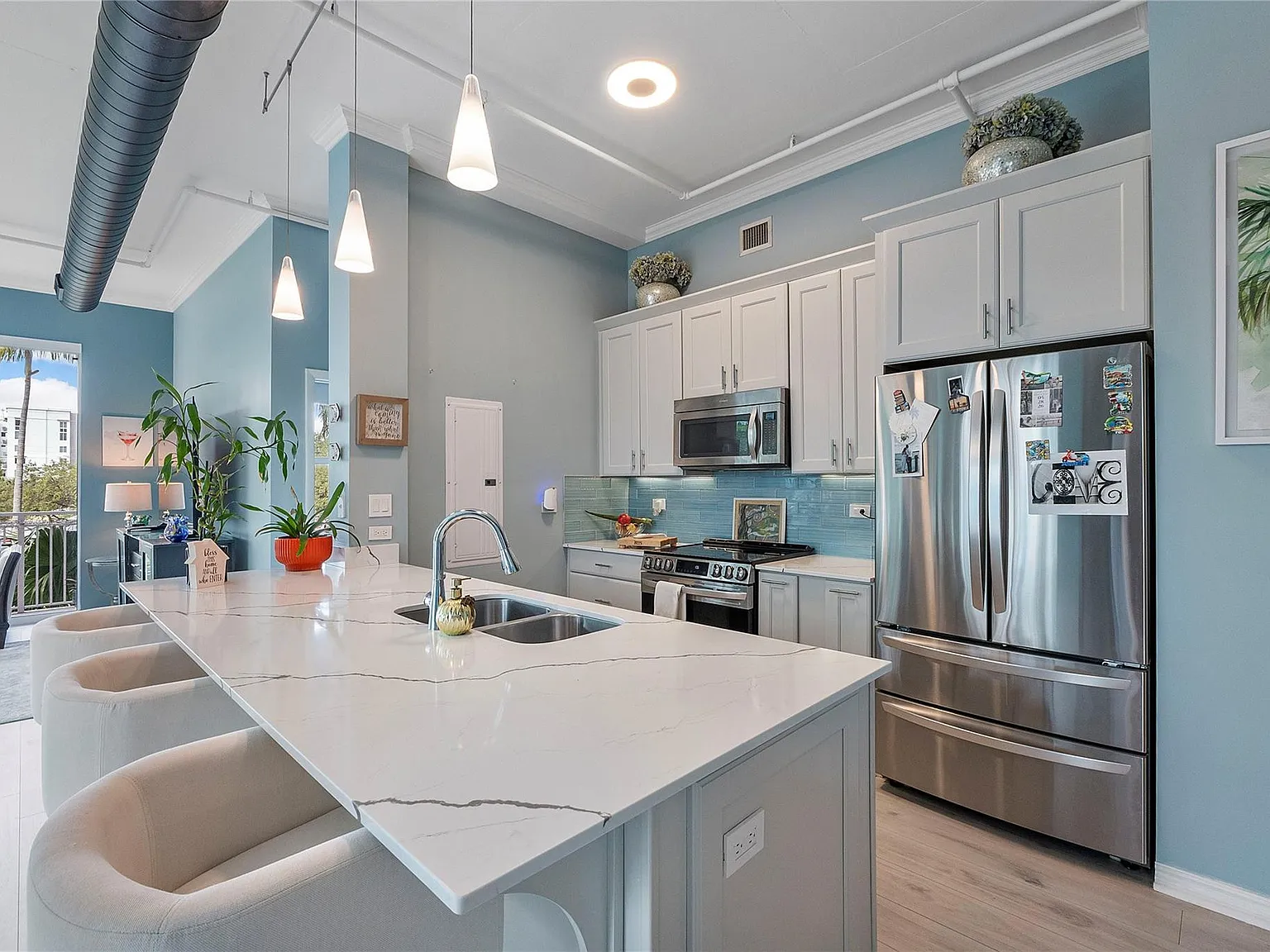1 bed, 1.5 bath, 1412 sqft, $3,000 — Photo 4