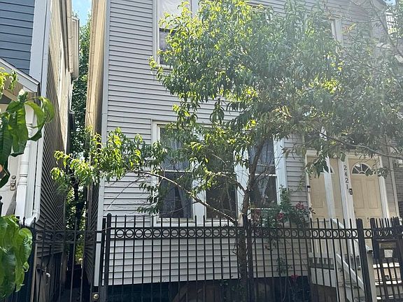 2nd image of 2421 W Homer St