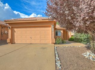 7431 Via Tranquilo SW, Albuquerque, NM 87121