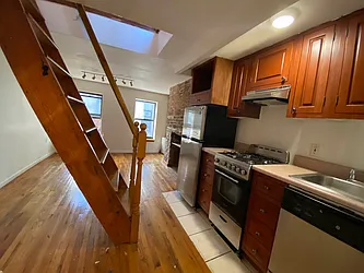 Rented by Best Apartments North Inc