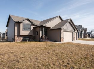 2349 Starburst Dr SW, Rochester, MN 55902