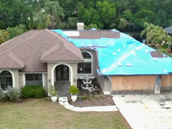 3749 Embassy Cir, Palm Harbor, FL 34685