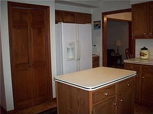 5th image of 1217 Master St